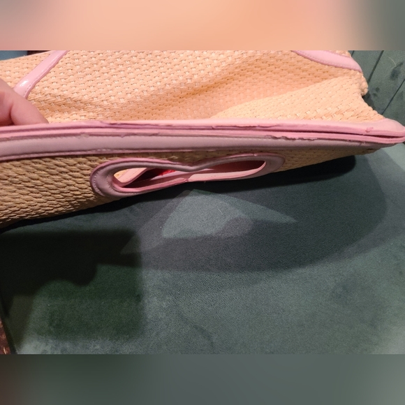 XOXO Y2K 2000s Pink Heart Cutout Straw/Rattan Bag - Picture 7 of 10